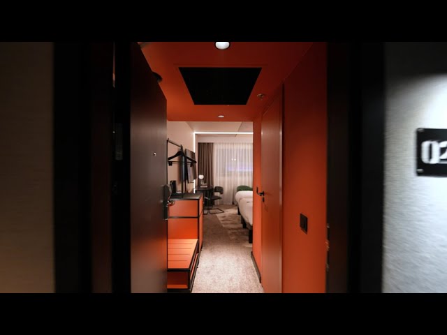 Novotel — część 1 — Neo-Świat